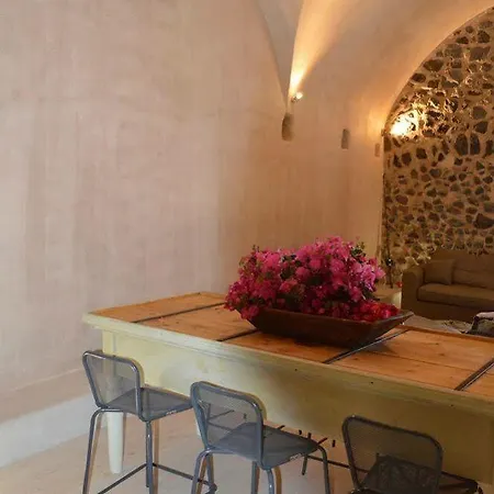 Old Winery Villa Pyrgos Kallistis