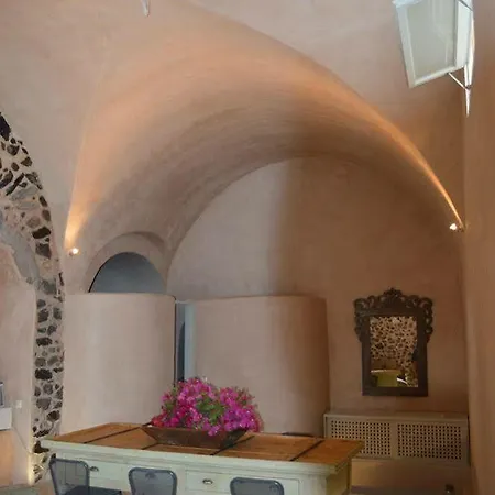 Villa Old Winery Pyrgos Kallistis
