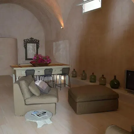 Villa Old Winery
