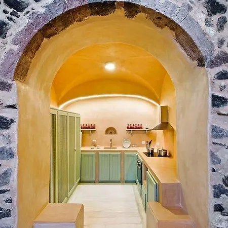Villa Old Winery Pyrgos Kallistis