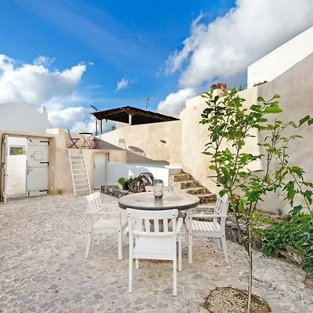 Old Winery Villa Pyrgos Kallistis